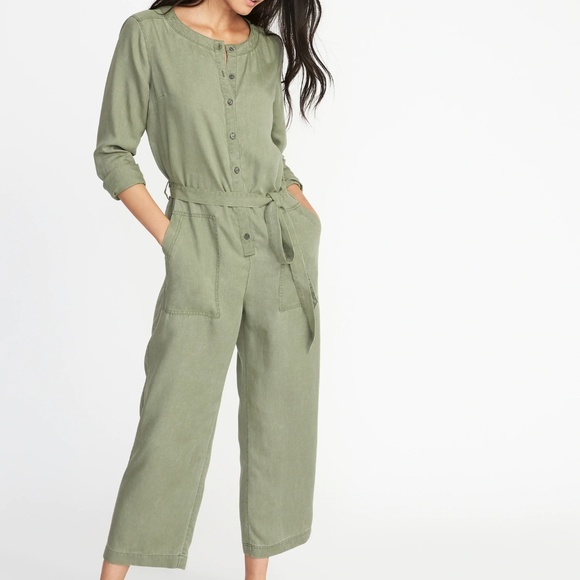 old navy utility jumpsuit